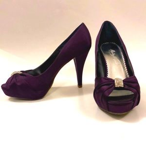 Michelangelo 8M Purple High Heel Shoe Platform Open toe Crystal detail Excellent